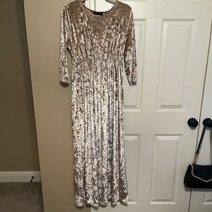 Maxi velvet dress